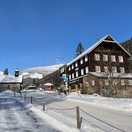 Hotel U Kaplicky Pec pod Sněžkou Zewnętrze zdjęcie